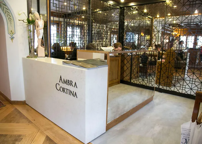 Ambra Cortina Luxury&Fashion Hotel